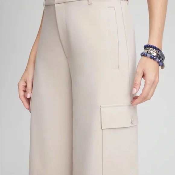 Chicos Wide-Leg Cargo Pants Size 2R - Picture 3 of 9